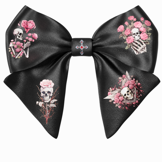 Bow hair clip. Gothic style