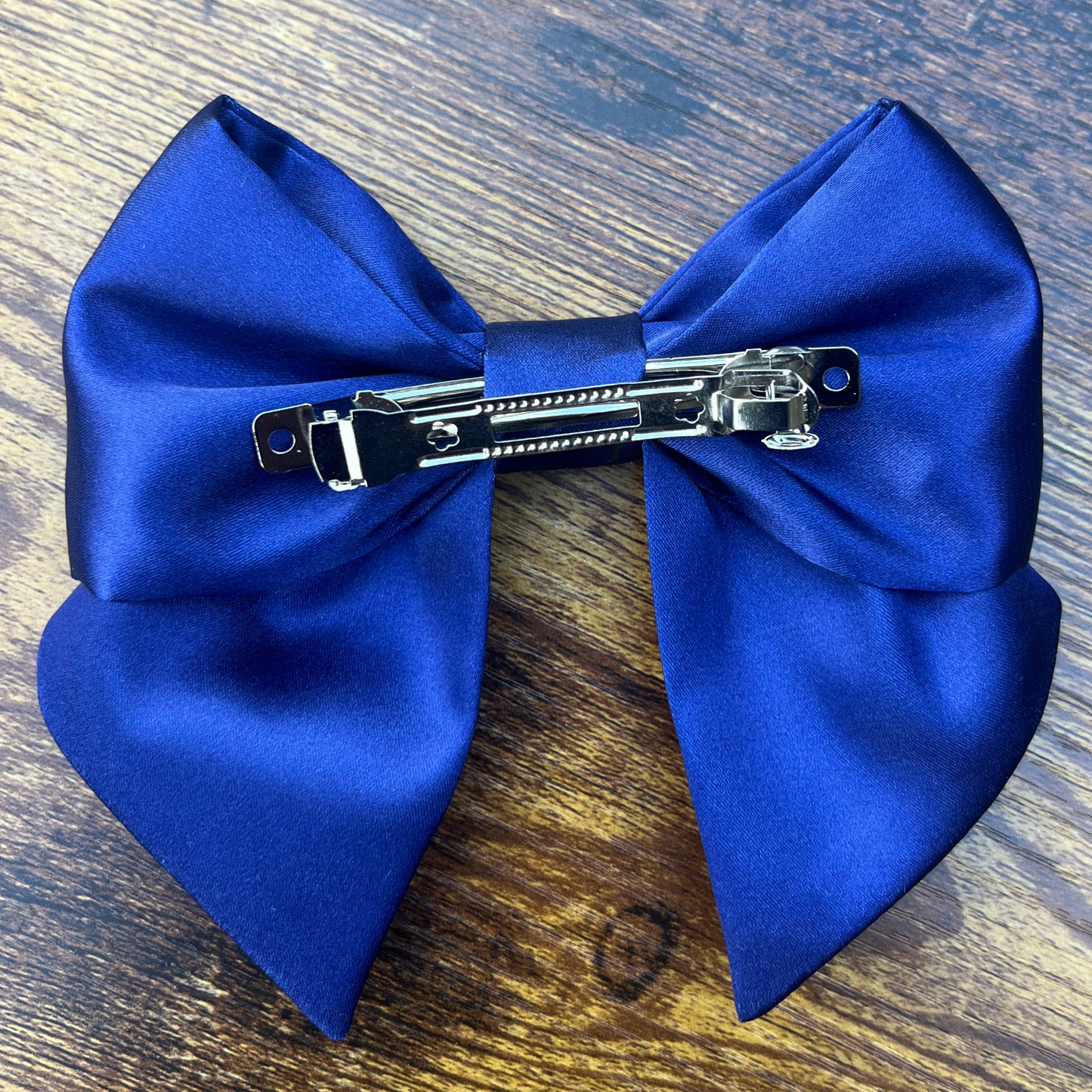 Bow Navy Blue Satin Roses & Pearls