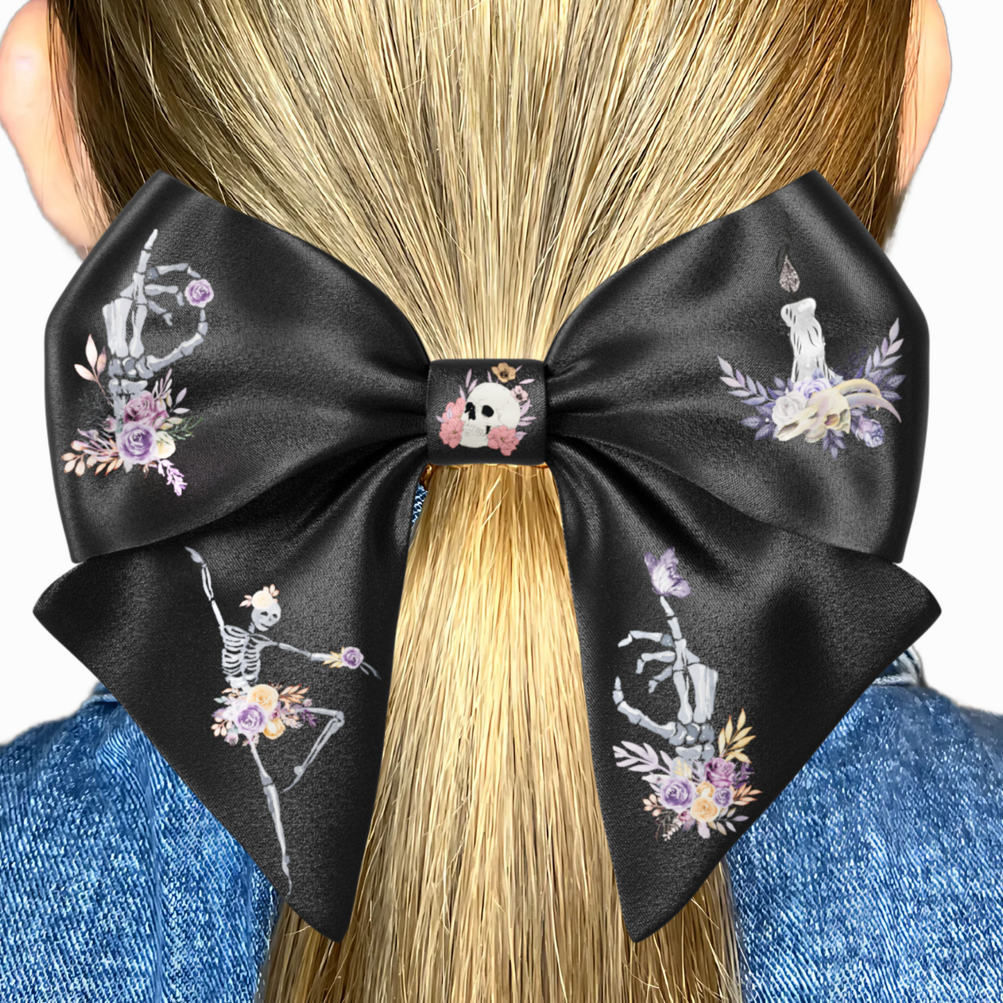 Bow hair clip. Gothic style